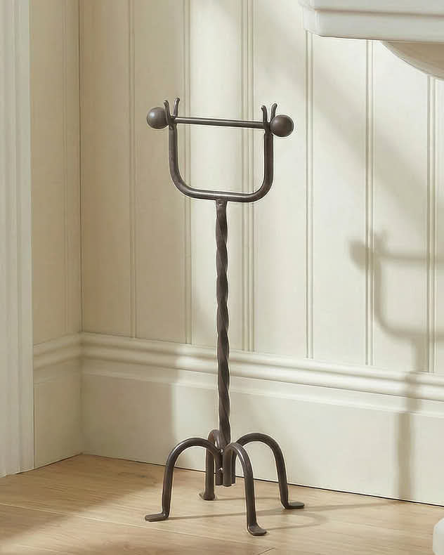 Period Style Iron Toilet Roll Holder