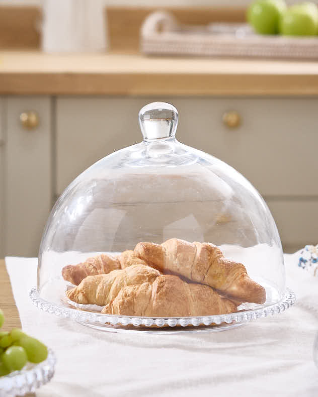 Bella Perle Platter & Cloche