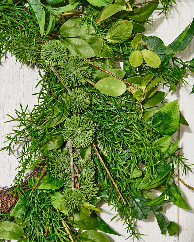 Green Spring Foliage Wreath