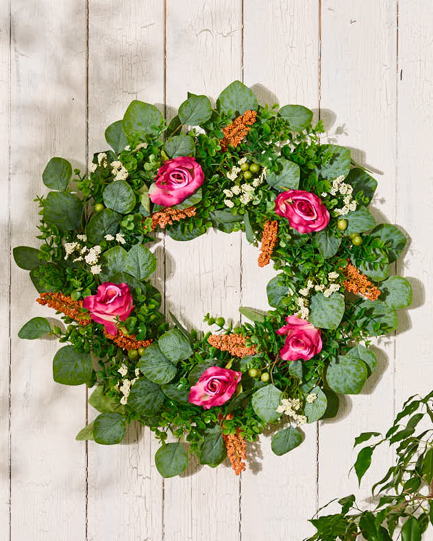 Pink Rose & Gypsophilia Wreath