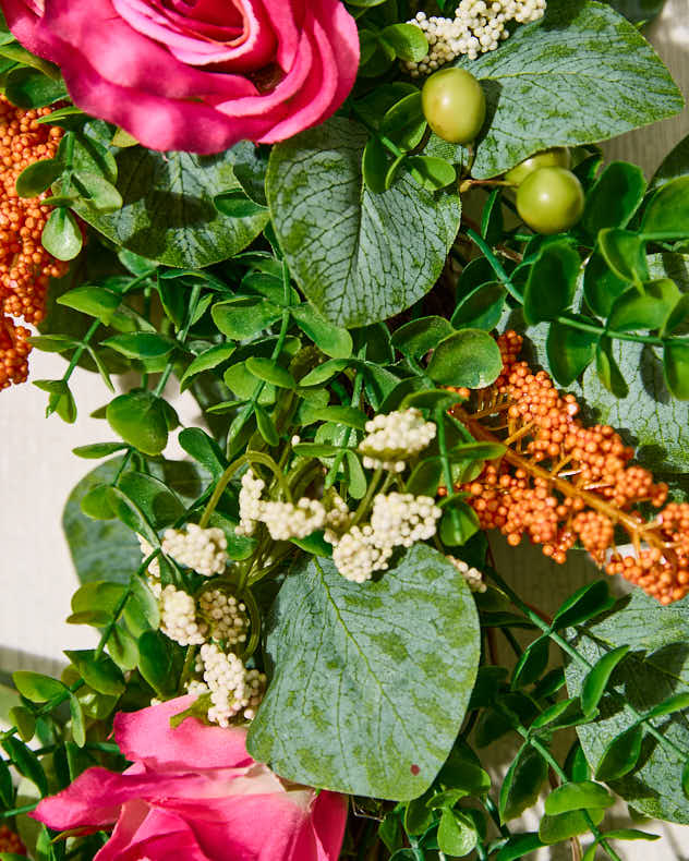 Pink Rose & Gypsophilia Wreath