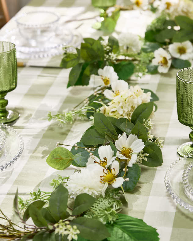 White Dahlia & Blossom Garland