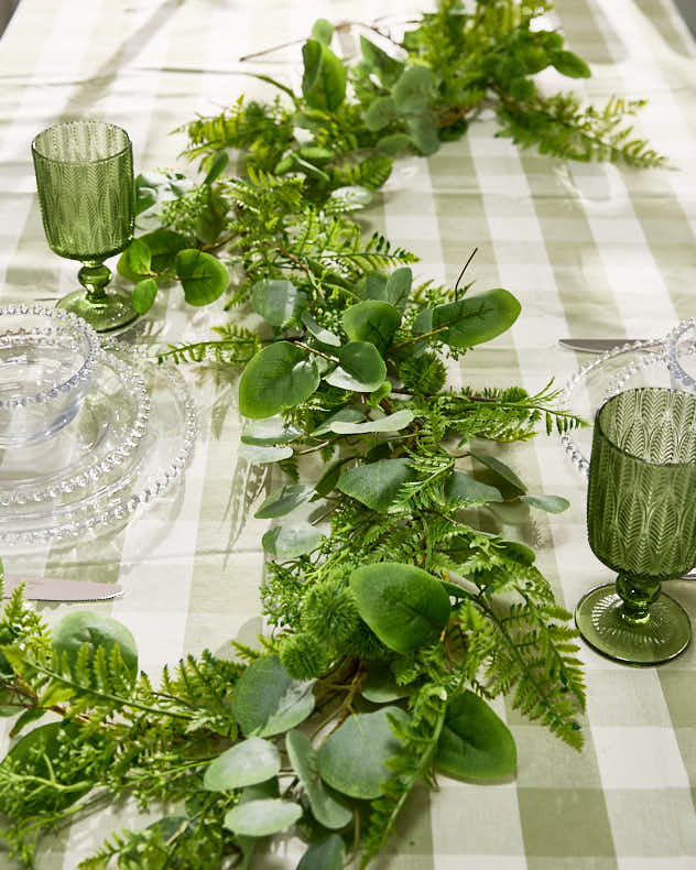 Green Spring Foliage Garland