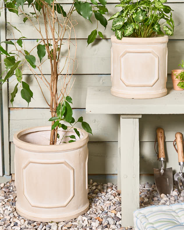 Set of 2 Light Beige Terracotta Plant Pots