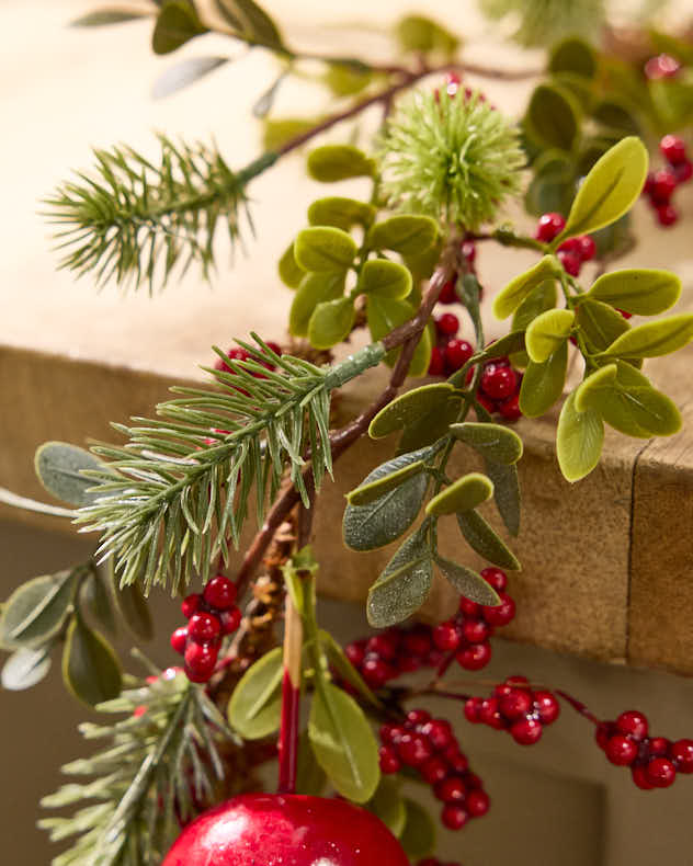 Red Apples Garland