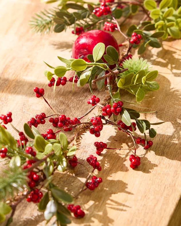 Red Apples Garland