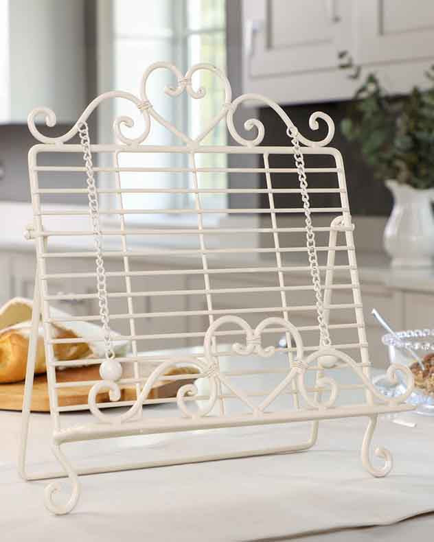 Country Cream Vintage Recipe Cookbook Stand