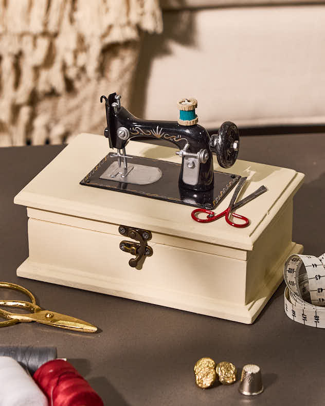 Sewing Machine Storage Box