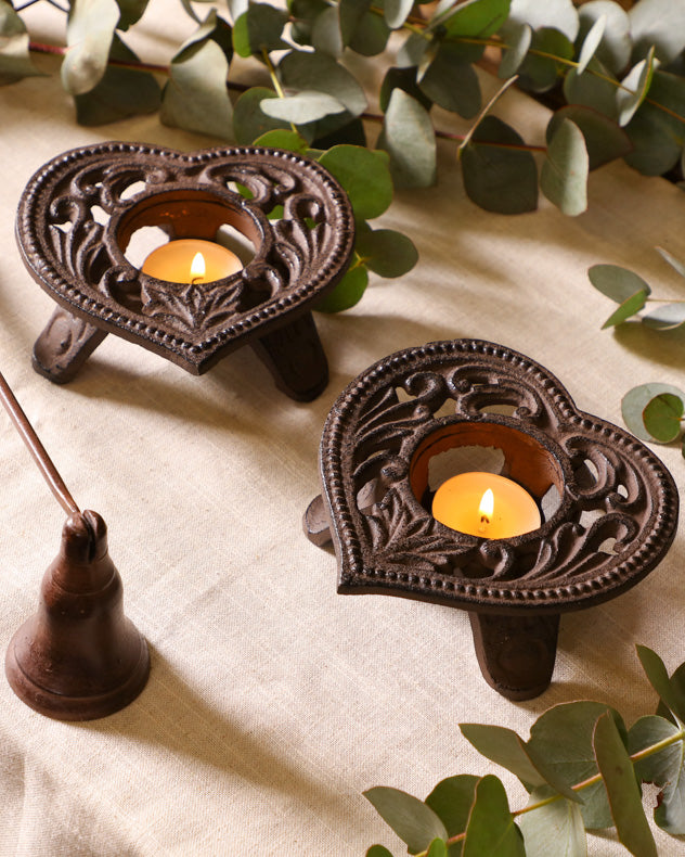 Pair of Iron Heart Tealight Candle Holders