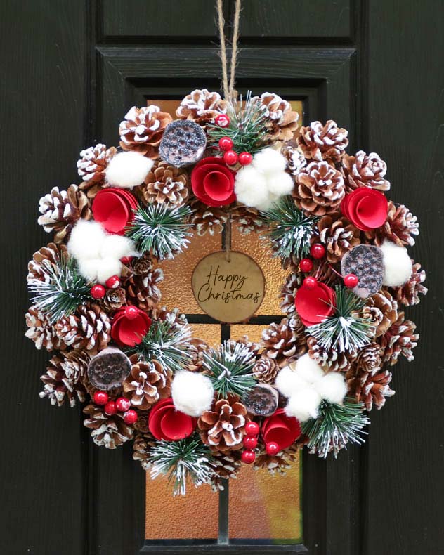 Personalised Snowfall Winter Garden Christmas Wreath 38cm