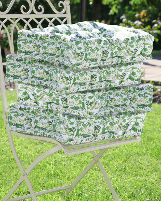 Recycled polyester outdoor cushions for the Good and Green collection