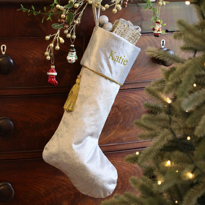 Personalised Christmas Stocking Velvet Custom Vintage Style Fireplace Mantelpiece Gift Present Sack Stocking with Hanging Tassel Decoration