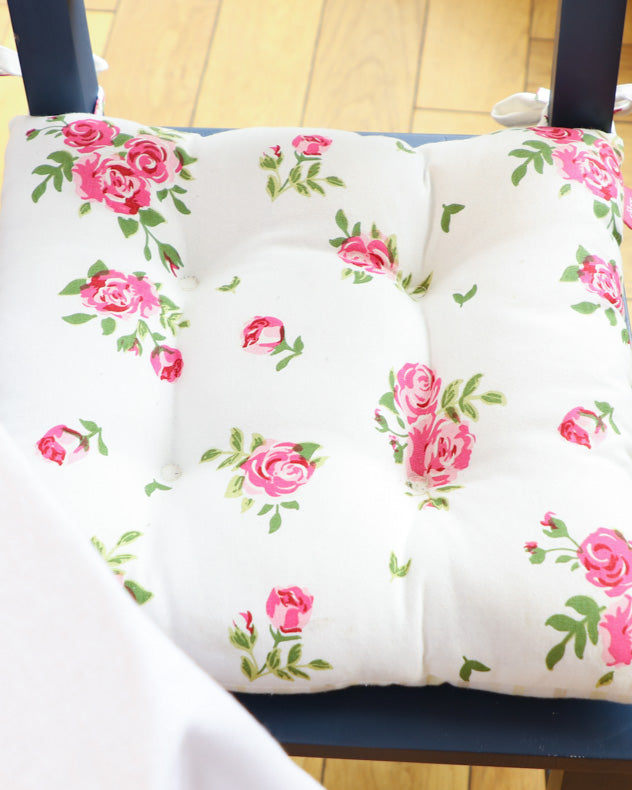 Set of 4 Tie-On Seat Pads with Helmsley Blush Pink Floral Print