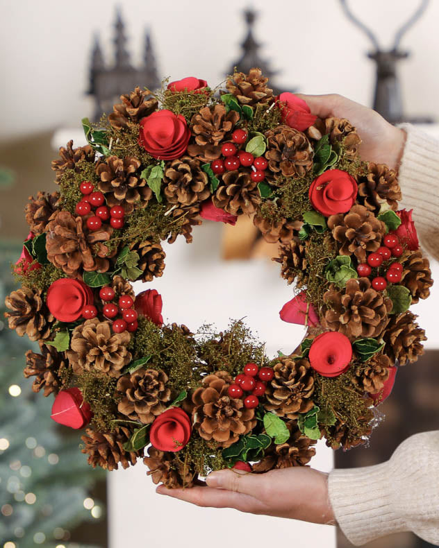 14" Traditional Red Christmas Wreath