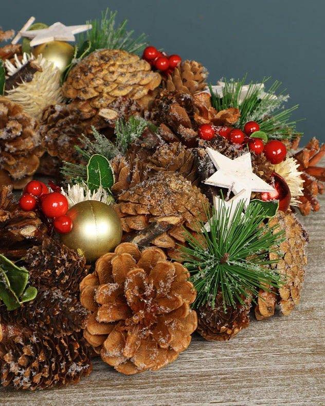 Starry Night Christmas Wreath 34cm