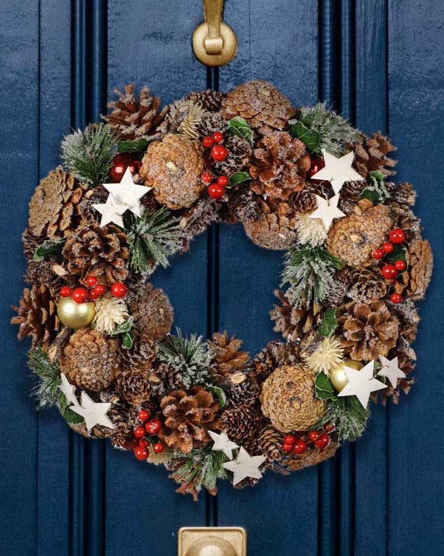 Starry Night Christmas Wreath 34cm