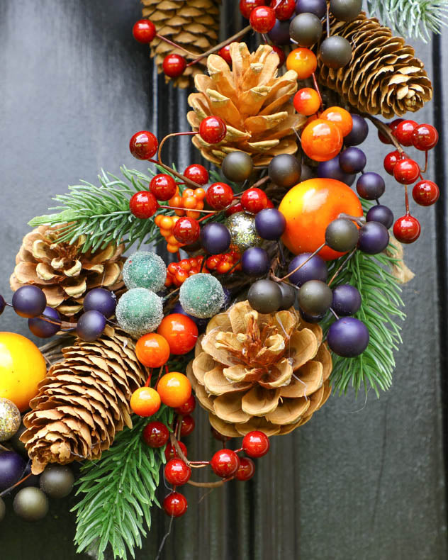 red berry and blueberry christmas wreath