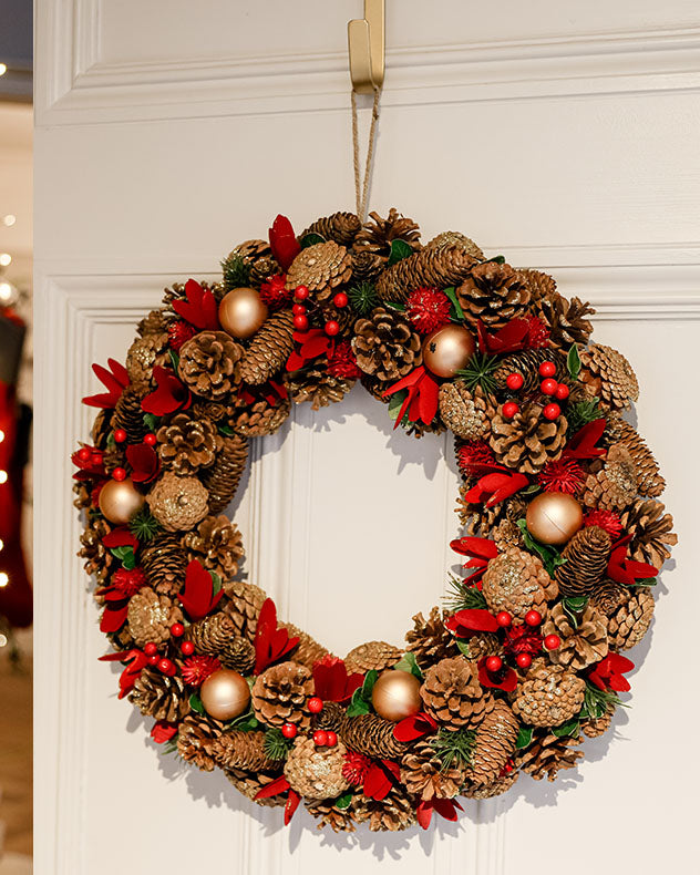 19" Hanging Christmas Door Wreath