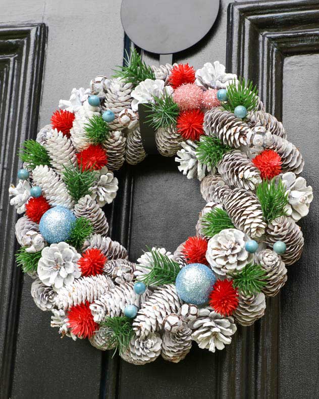 christmas front door pinecone wreath