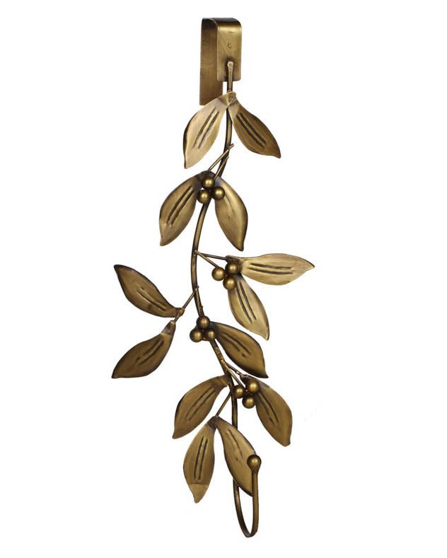 mistletoe wreath hanger