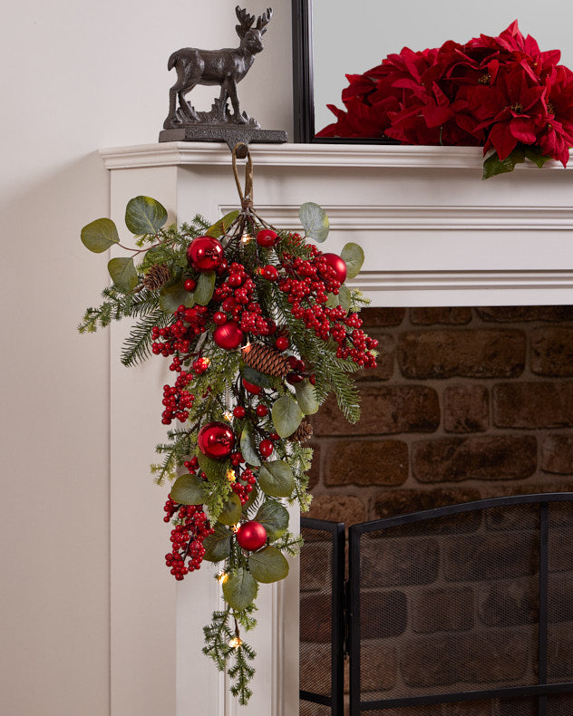 Pre Lit Berries & Baubles Swag