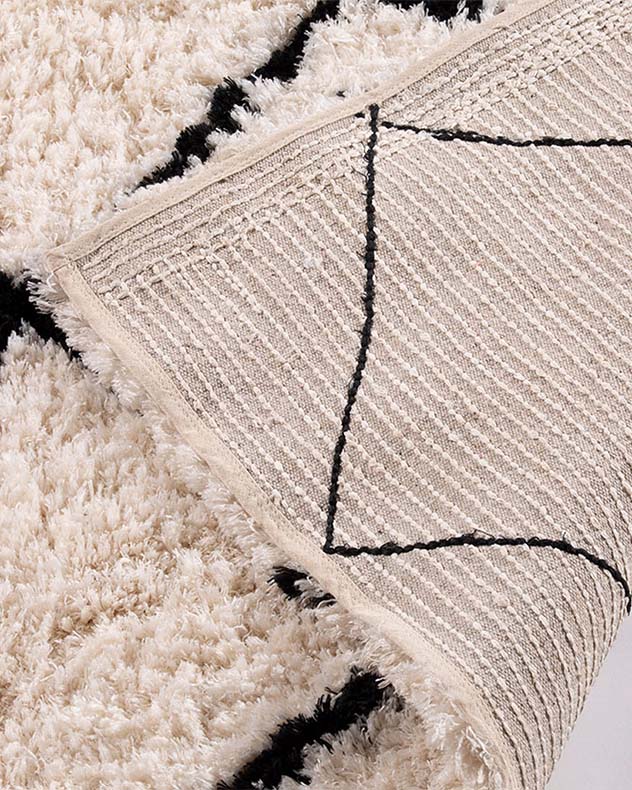 Braemar Argyle 160x230cm Cream And Black Rug