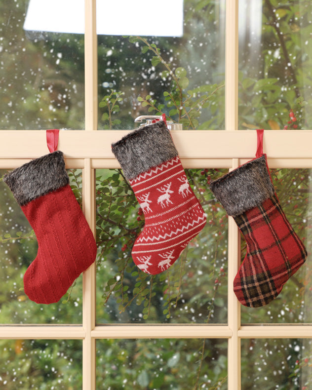3 mini gifting stockings
