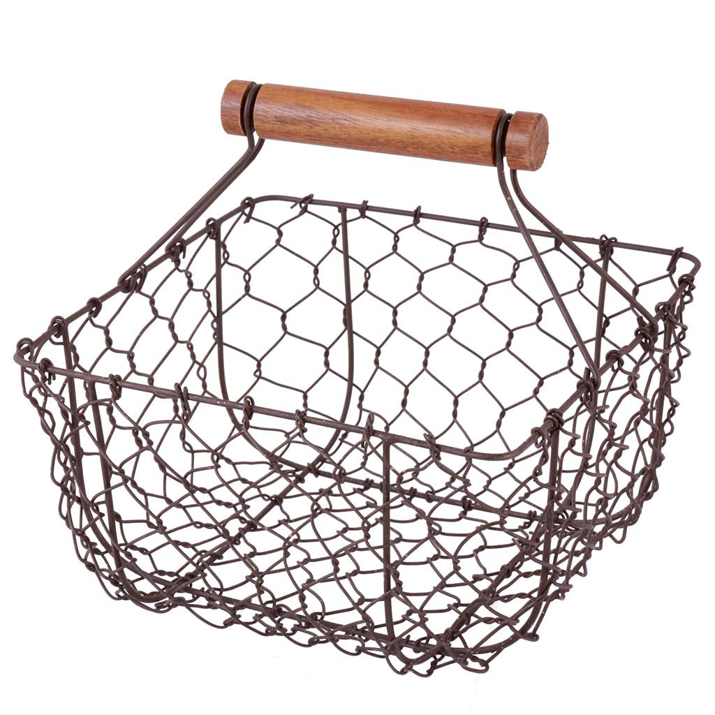 Farmhouse Kitchen Chicken Wire Egg Basket