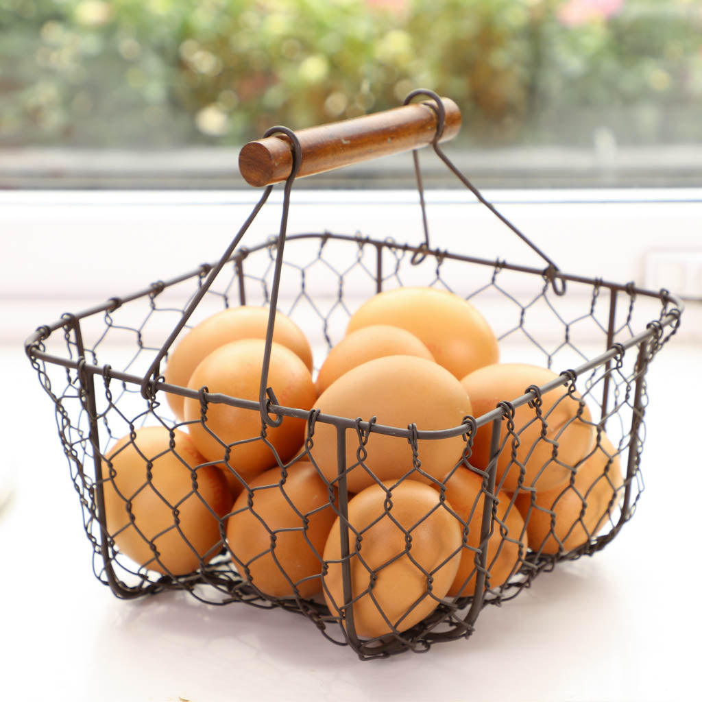 Farmhouse Kitchen Chicken Wire Egg Basket