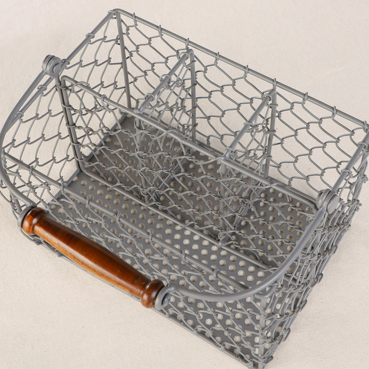 chicken wire arts storage