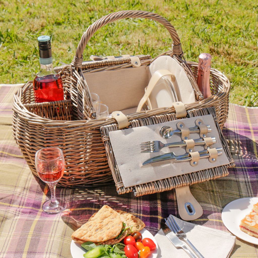 Boat Shaped Luxury Picnic Hamper