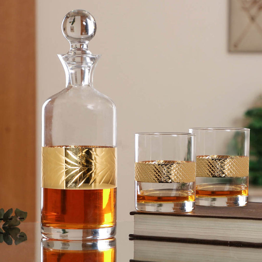 decanter and tumblers set
