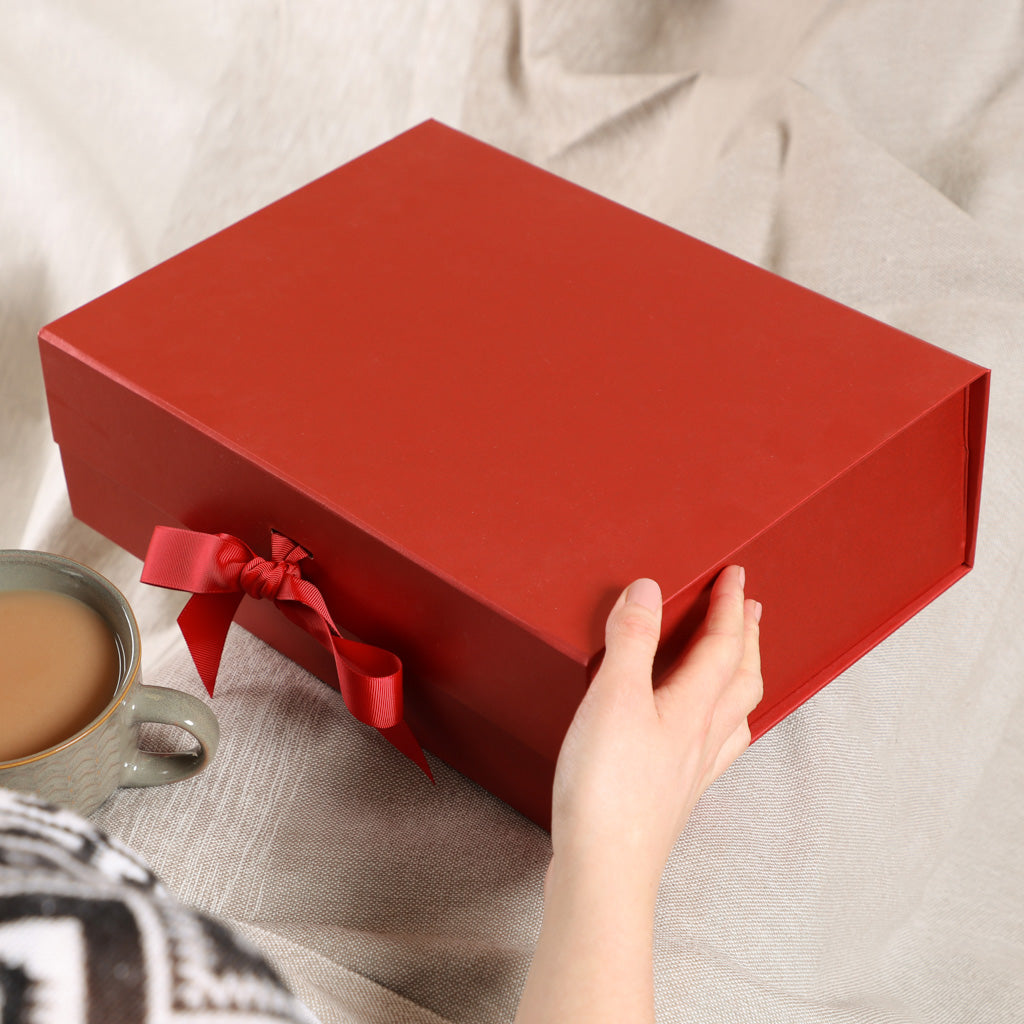 Iron Love Heart Tealight Holders and Trivet Gift Set