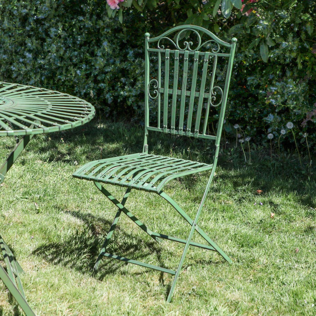 green patio furniture set