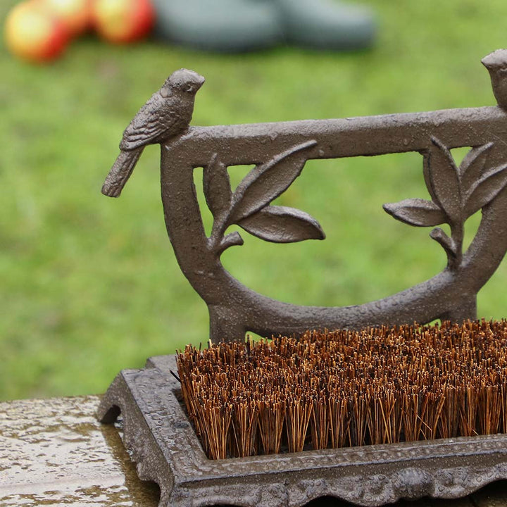 Garden Birds Boot Brush and Twine Dispenser