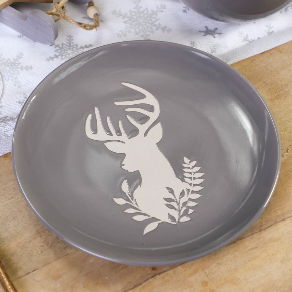 6 Piece Grey Stag Christmas Dinner Set
